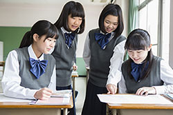 教科書の違いで見えた! 私立・公立の受験対策