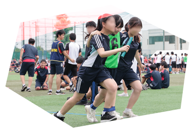 ダンス部によるチアのパフォーマンス