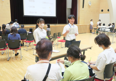 学校説明会のようす