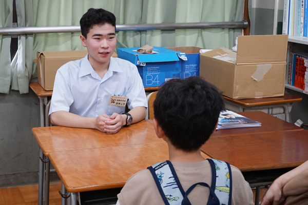 個別説明会で大活躍の高輪「学校PR委員会」