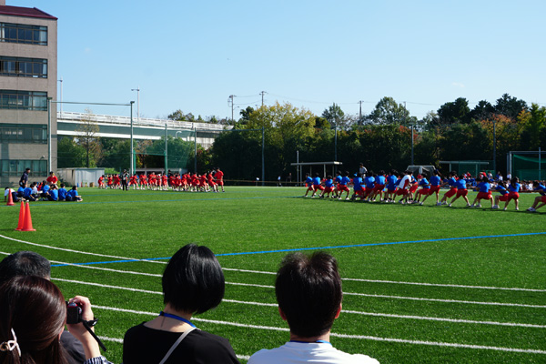 腕っぷしが試される綱引きではどんな頑張りを見せてくれるでしょうか