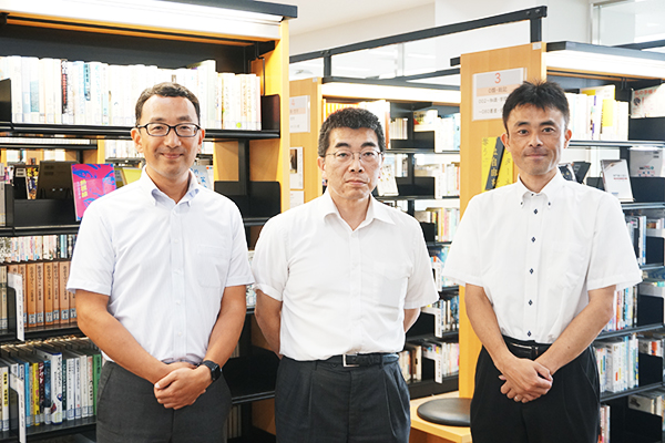 二松柏・成田・日出