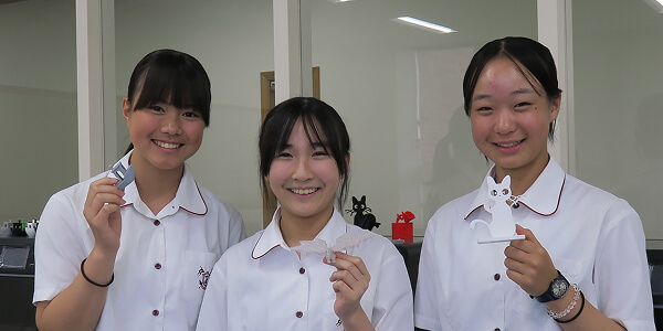 全力で取り組むから毎日が充実!富士見丘の部活動と学校生活を紹介